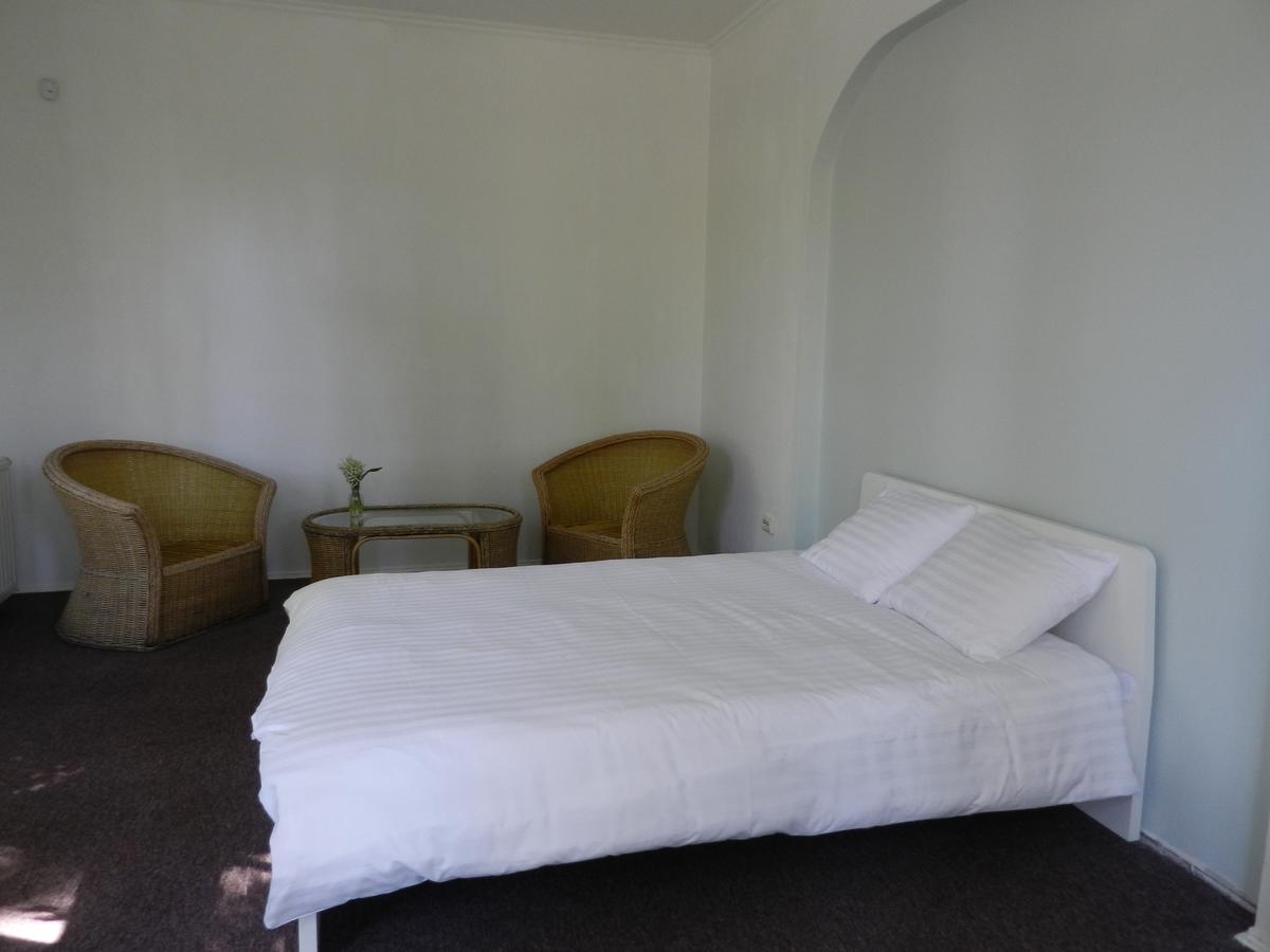 Good Mood Hotel Юрмала Экстерьер фото